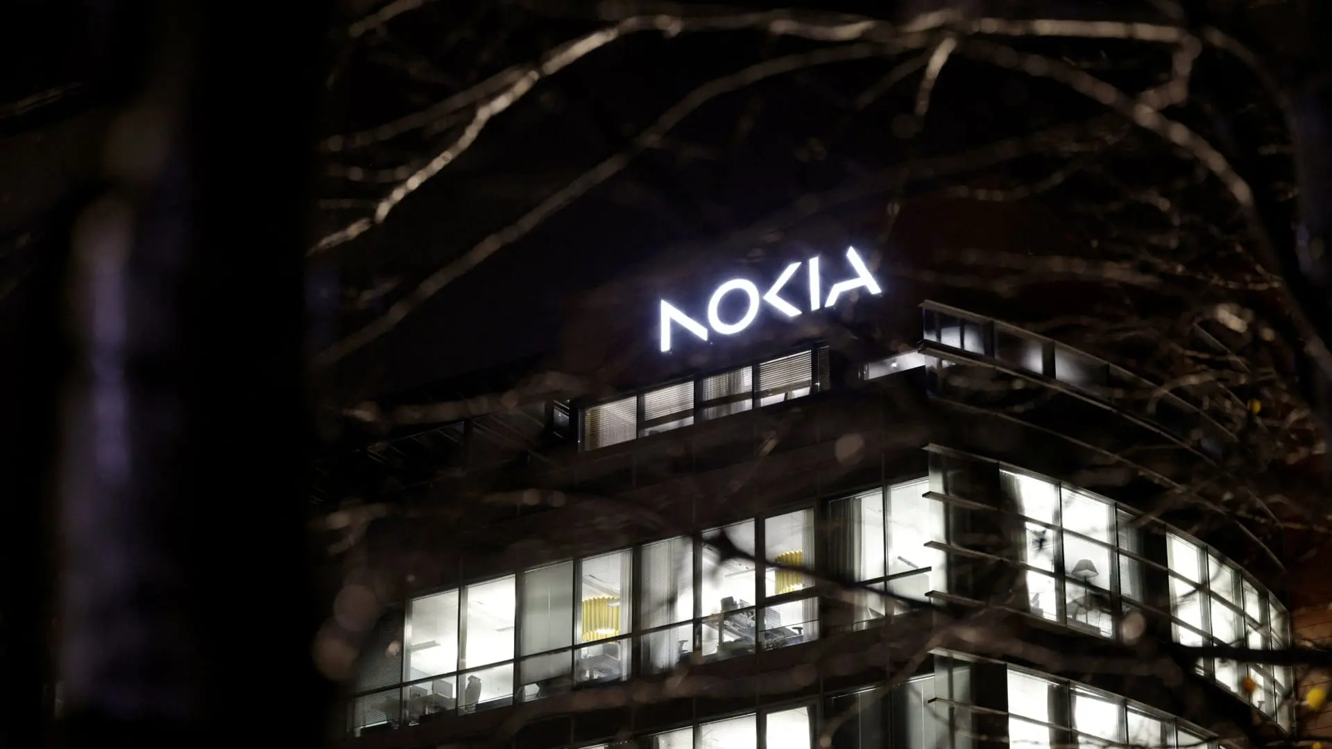 Nokia: Πωλήσεις €4,5 δισ. το πρώτο τρίμηνο – Σχεδόν διπλασιάστηκε η μετοχή