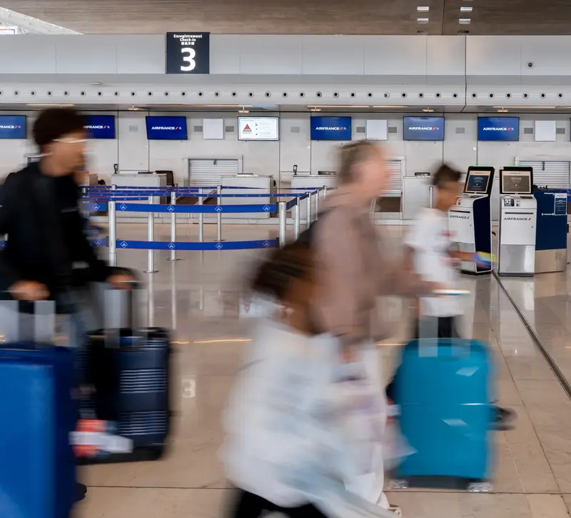 Αεροπορικά μίλια: Γιατί γίνεται όλο και πιο δύσκολη η εξαργύρωσή τους για εισιτήρια