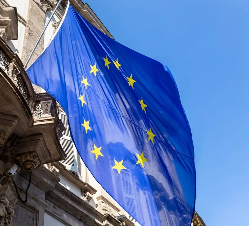 Ευρωζώνη: Ανθεκτική η επιχειρηματική δραστηριότητα παρά τον πόλεμο με το Ιράν και τον πληθωρισμό