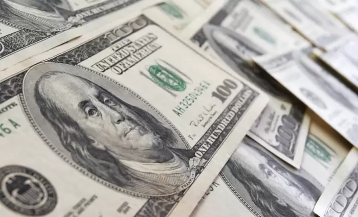 Σε νέο υψηλό έτους το δολάριο: Ο πόλεμος ΗΠΑ-Ιράν ενισχύει το ασφαλές καταφύγιο