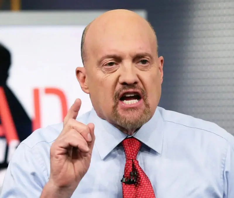 Κρέιμερ (CNBC): «Πάρτε βαθιά ανάσα και επενδύστε σε μετοχές»