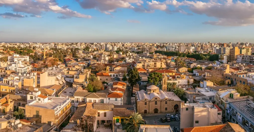 Πρώτη στις πωλήσεις ακινήτων η Λευκωσία, με τα διαμερίσματα και τους Κύπριους να οδηγούν την αγορά