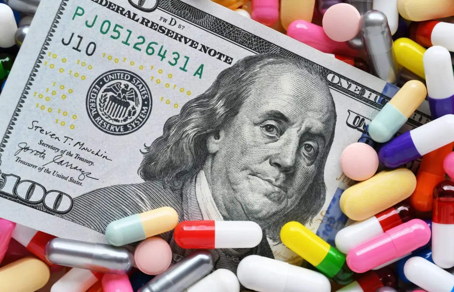 Σχέδιο για δασμούς 100% σε εισαγόμενα πατενταρισμένα φάρμακα από την κυβέρνηση Τραμπ