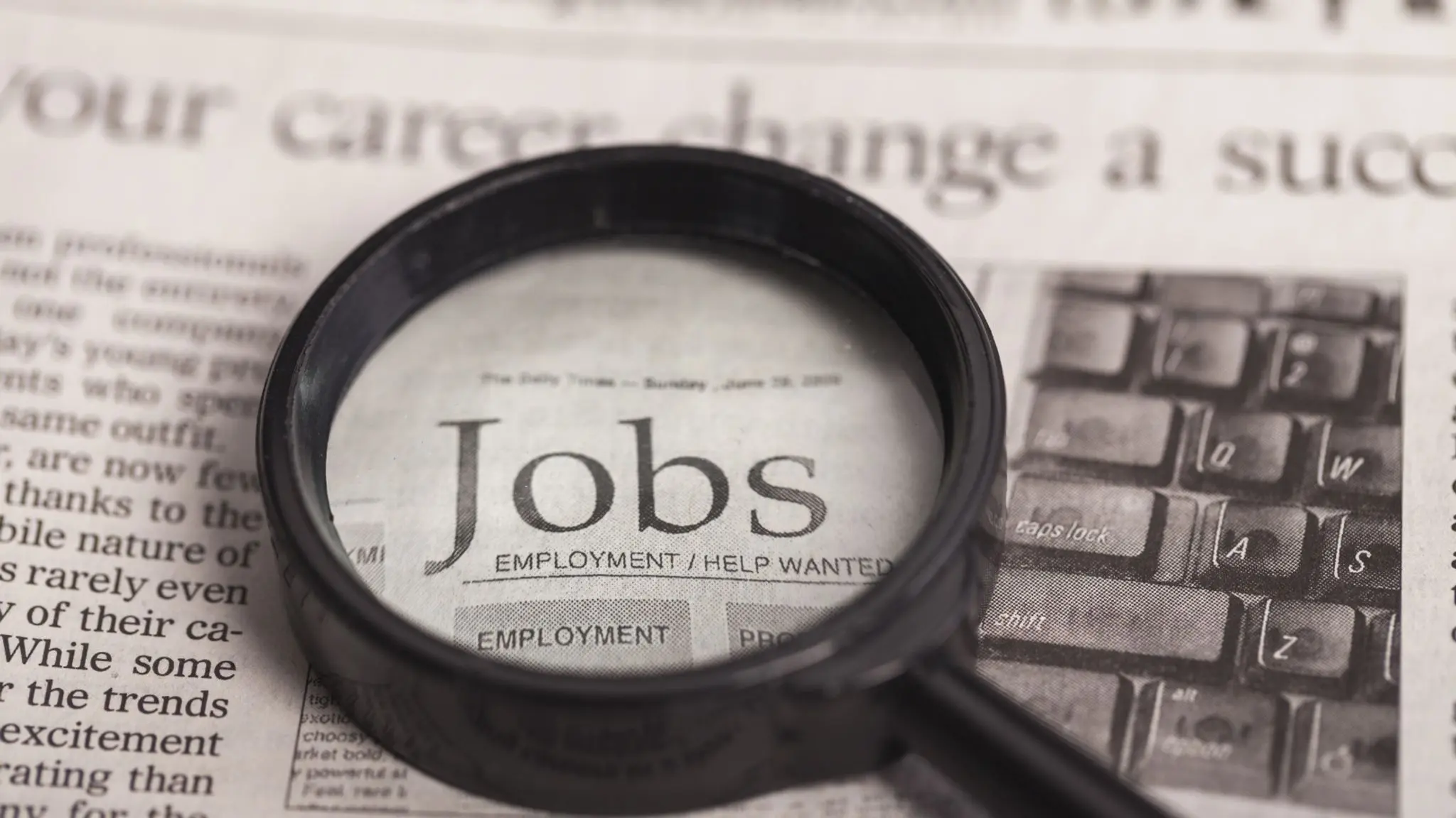 Η πανδημία μείωσε τις κενές θέσεις στην αγορά εργασίας