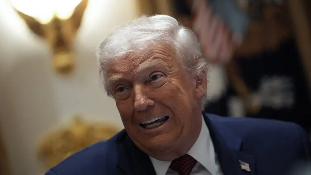 Τραμπ για Γροιλανδία: Αν δεν την καταλάβουμε εμείς, θα το κάνει η Ρωσία ή η Κίνα