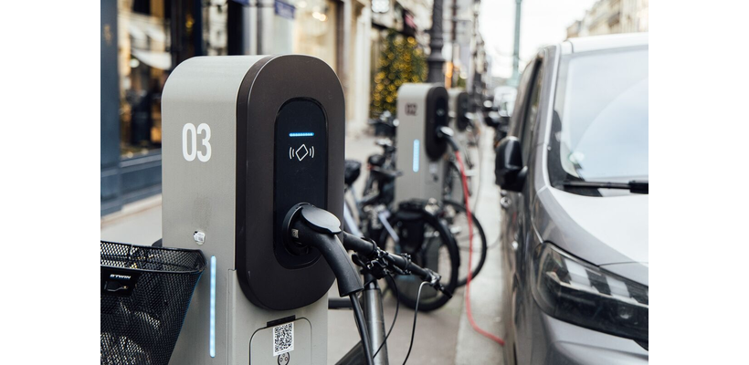 Ευρώπη: Μικρή άνοδος στις πωλήσεις αυτοκινήτων με «καύσιμο» τα ηλεκτρικά οχήματα