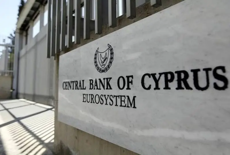 Εκτίναξη πληθωρισμού και επιβράδυνση ανάπτυξης «βλέπει» η ΚΤΚ λόγω του πολέμου - Τι λέει για αφθώδη πυρετό