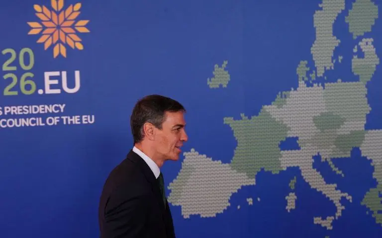 Σάντσεθ: Η ΕΕ να φορολογήσει τα υπερκέρδη των εταιρειών ενέργειας