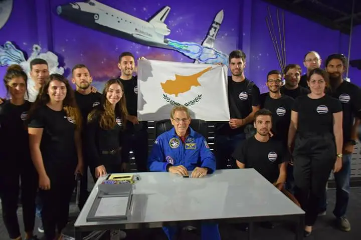 Ο Πρόεδρος βράβευσε τους Κύπριους που κέρδισαν Παγκόσμιο Διαγωνισμό της NASA