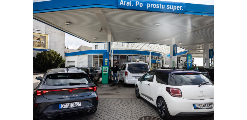 Καύσιμα: Η Πολωνία πήρε μέτρα για τις τιμές και πλέον έχει «τουρίστες της βενζίνης»