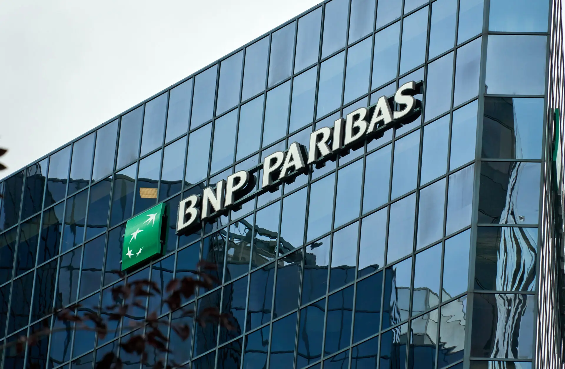 Apollo – BNP Paribas: Κοντά σε deal για επέκταση της ιδιωτικής χρηματοδότησης στην Ευρώπη