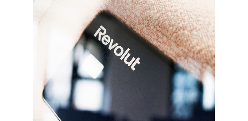 Revolut: Μπαίνει στην παγκόσμια κούρσα των stablecoins με ψηφιακό νόμισμα συνδεδεμένο με το ευρώ
