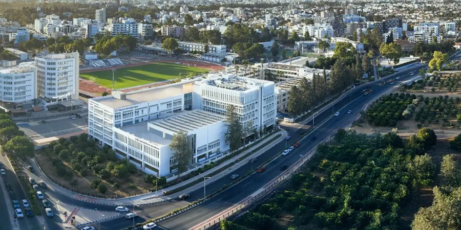 Στην Ελλάδα το Ευρωπαϊκό Πανεπιστήμιο Κύπρου – Κατατέθηκε επίσημα η αίτηση για παράρτημα στην Αθήνα