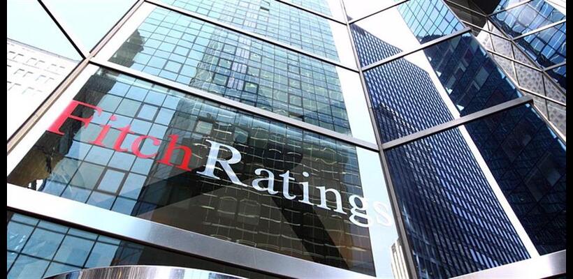 Σήμα κινδύνου από Fitch για έναν παρατεταμένο πόλεμο