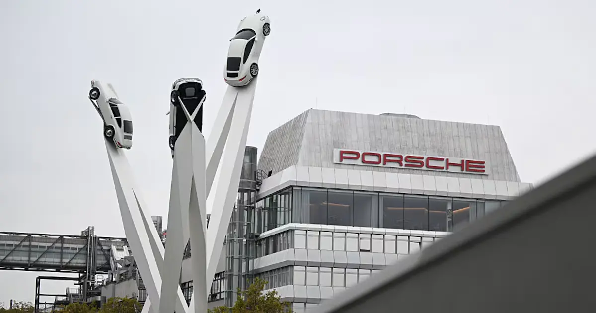 Porsche: Η 911 στηρίζει την κερδοφορία παρά τη μεγάλη πτώση των πωλήσεων – Σχέδιο για 9.000 απολύσεις