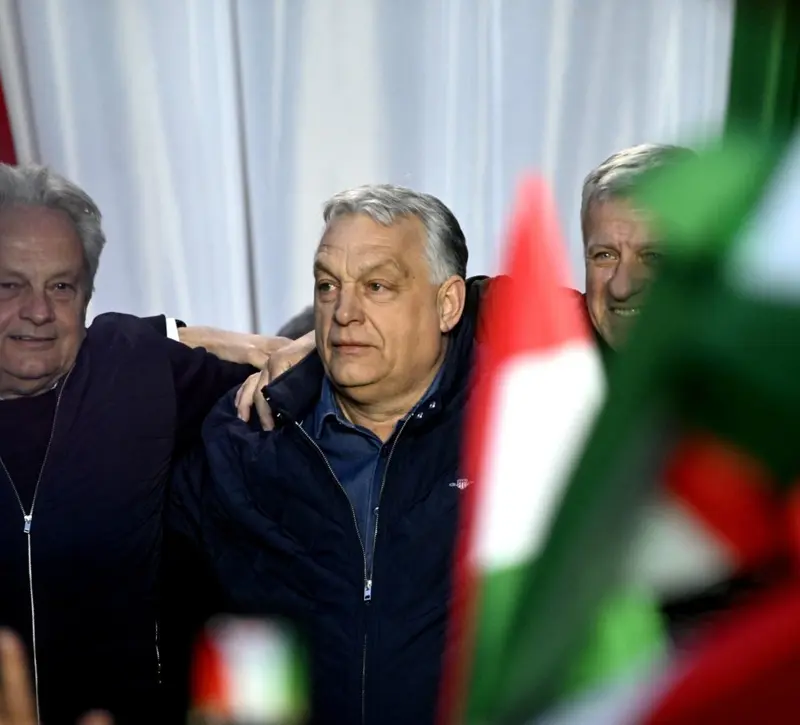 Ουγγαρία: Πώς επενδυτές κοντά στον Όρμπαν στοιχημάτιζαν στην ήττα του