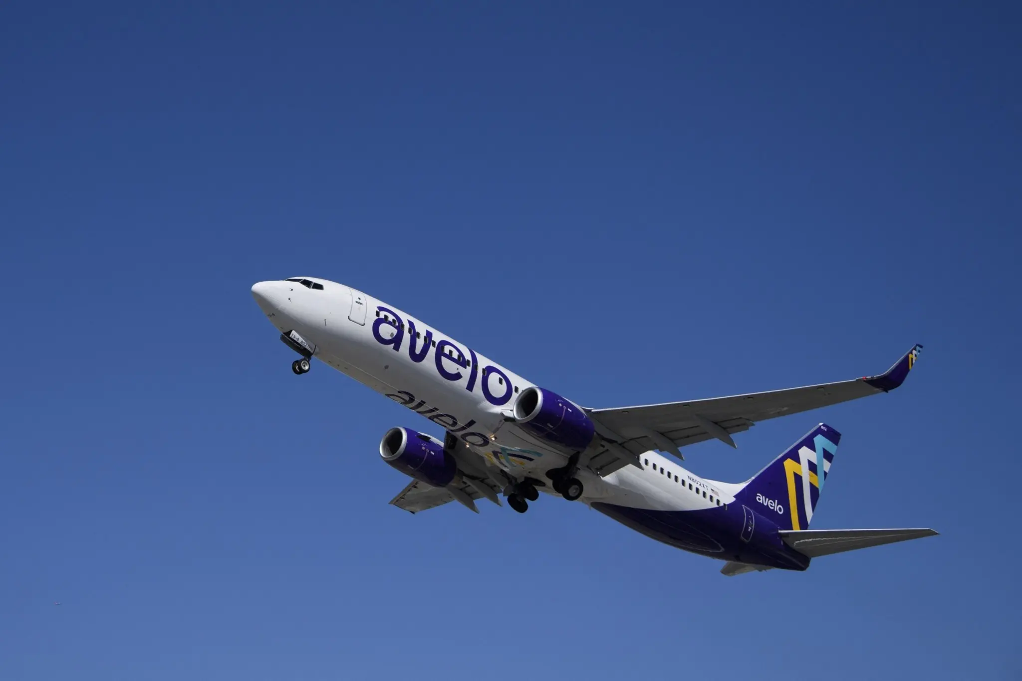 WSJ: Πακέτο στήριξης $2,5 δισ. ζητούν από τον Λευκό Οίκο οι αεροπορικές εταιρείες χαμηλού κόστους