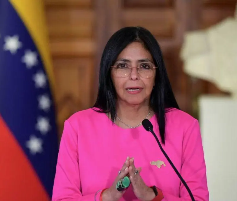 Βενεζουέλα: Η Ροντρίγκες καλεί τον Τραμπ να τερματίσει «τον αποκλεισμό και τις κυρώσεις»