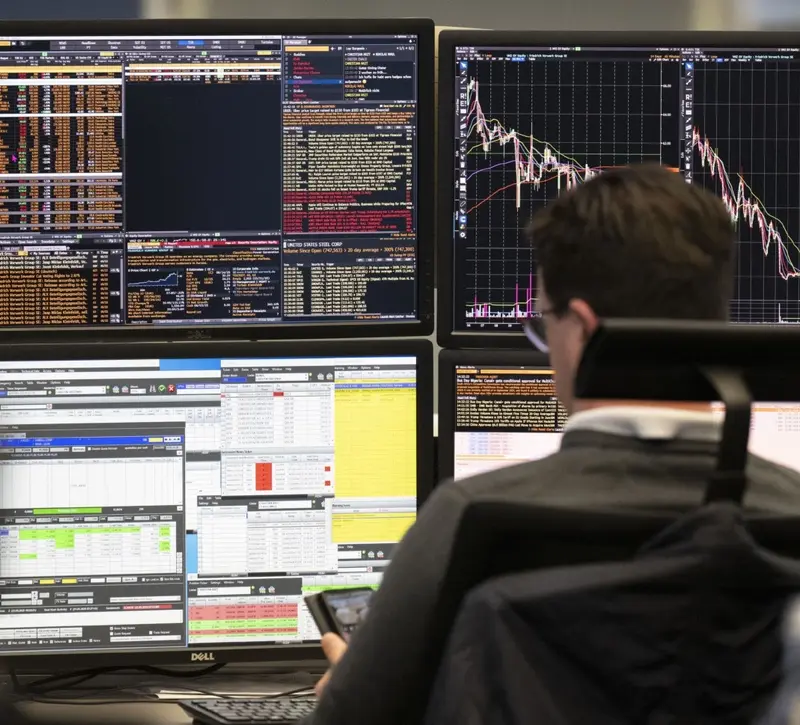 Ήπιες μεταβολές στα ευρωπαϊκά χρηματιστήρια με το βλέμμα στη Μέση Ανατολή