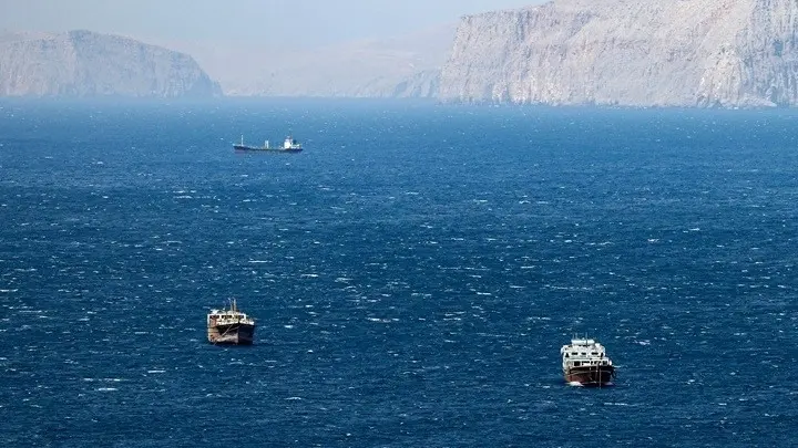 Το Ιράν επιμένει στους όρους του για να ξανανοίξει το στενό του Ορμούζ παρά την απόρριψή τους από τις ΗΠΑ