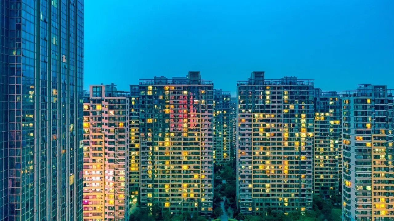 Η κρίση στα ακίνητα επηρεάζει τη 2η μεγαλύτερη οικονομία του πλανήτη (πίνακες)