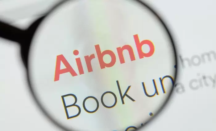 Τα Airbnb απειλούν σοβαρά τα ξενοδοχεία - Tιμές ανά περιοχή