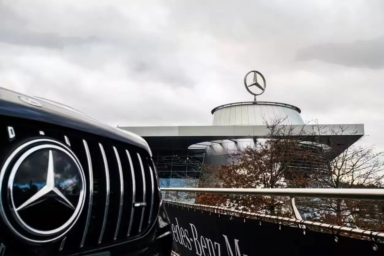 Mercedes: Τα νέα μοντέλα και οι ισχυρές παραγγελίες αντισταθμίζουν την πτώση στην Κίνα