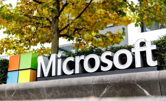 Microsoft: Εξαϋλώθηκαν $570 δισ. - Σε χαμηλό 25 ετών η μετοχή