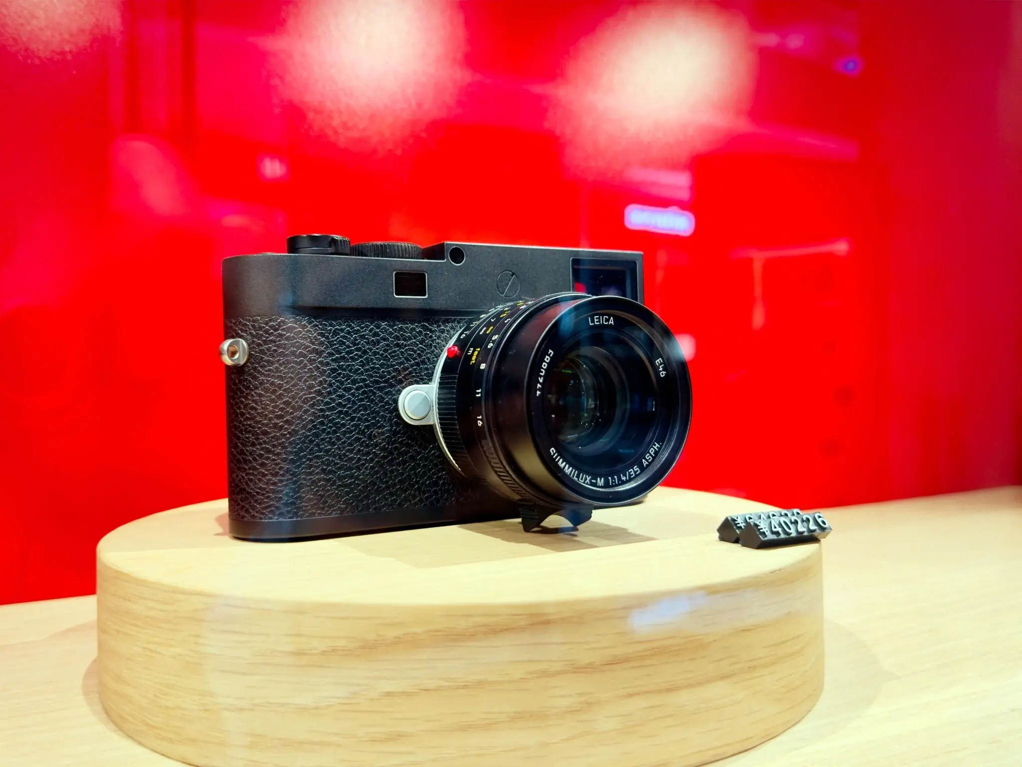 Leica: Από τις θρυλικές φωτογραφικές μηχανές στο στόχαστρο επενδυτών – Στον ορίζοντα deal €1 δισ.