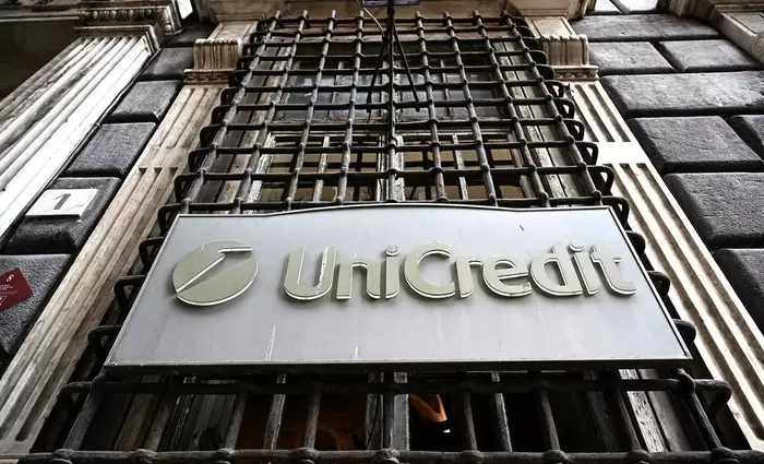 UniCredit: Διαψεύδει τα περί απόκτησης συμμετοχής στη Monte dei Paschi