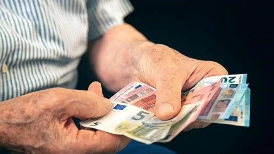 ΔΕΟΚ: Δεν βοηθούν οι δηλώσεις Κούσιου για το συνταξιοδοτικό