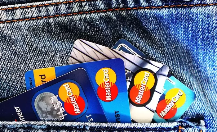 Πώς κινούνται οι Ευρωπαίοι για τις χριστουγεννιάτικες αγορές