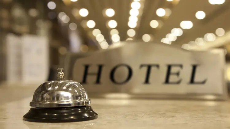 Υπογράφεται η ανανέωση της συλλογικής σύμβασης στην ξενοδοχειακή βιομηχανία