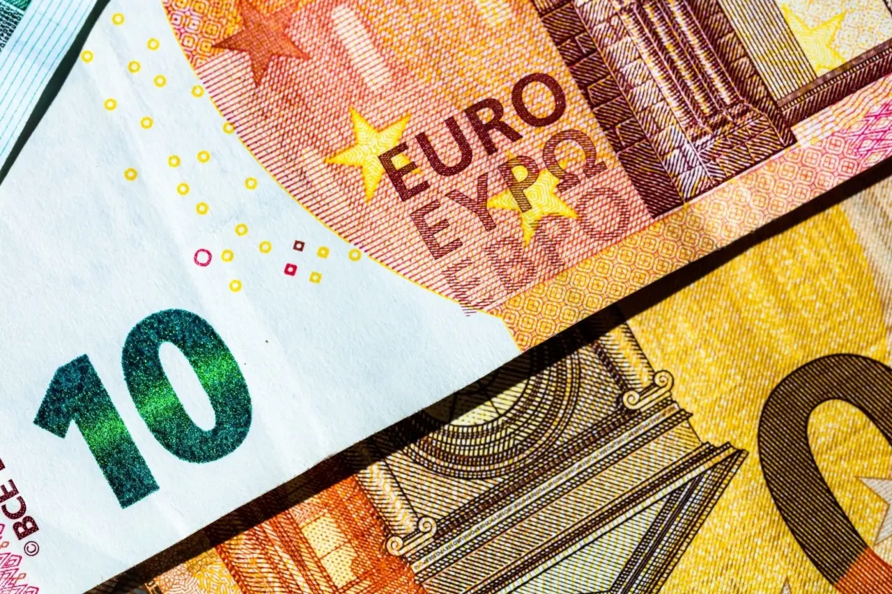 Γιατί η Wall Street δεν ποντάρει πια σε ενίσχυση του ευρώ