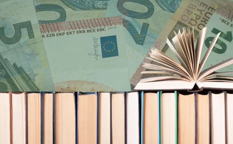 Υψηλό το κόστος της Παιδείας, χαμηλές οι αποδόσεις και σχολεία που ασφυκτιούν