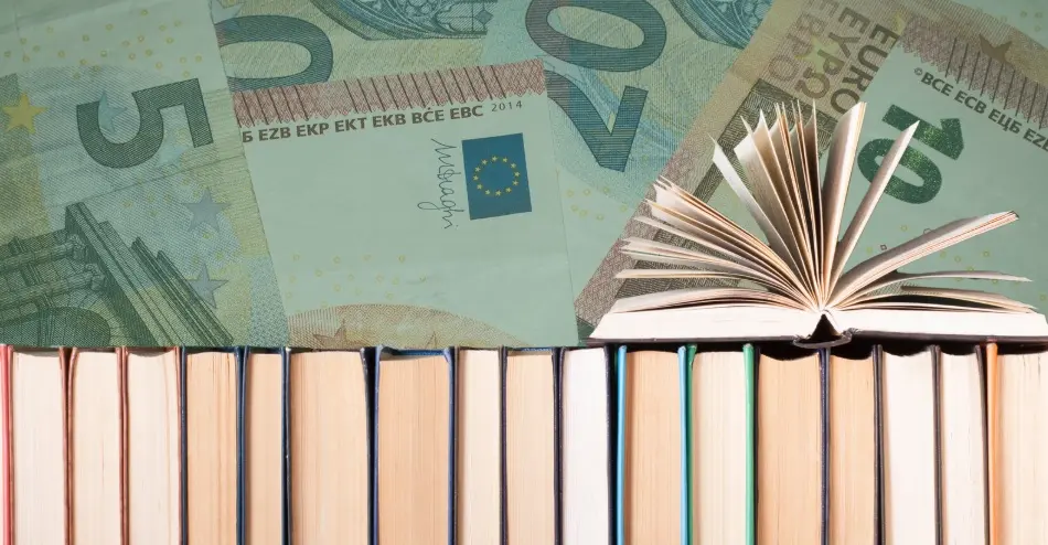 Υψηλό το κόστος της Παιδείας, χαμηλές οι αποδόσεις και σχολεία που ασφυκτιούν