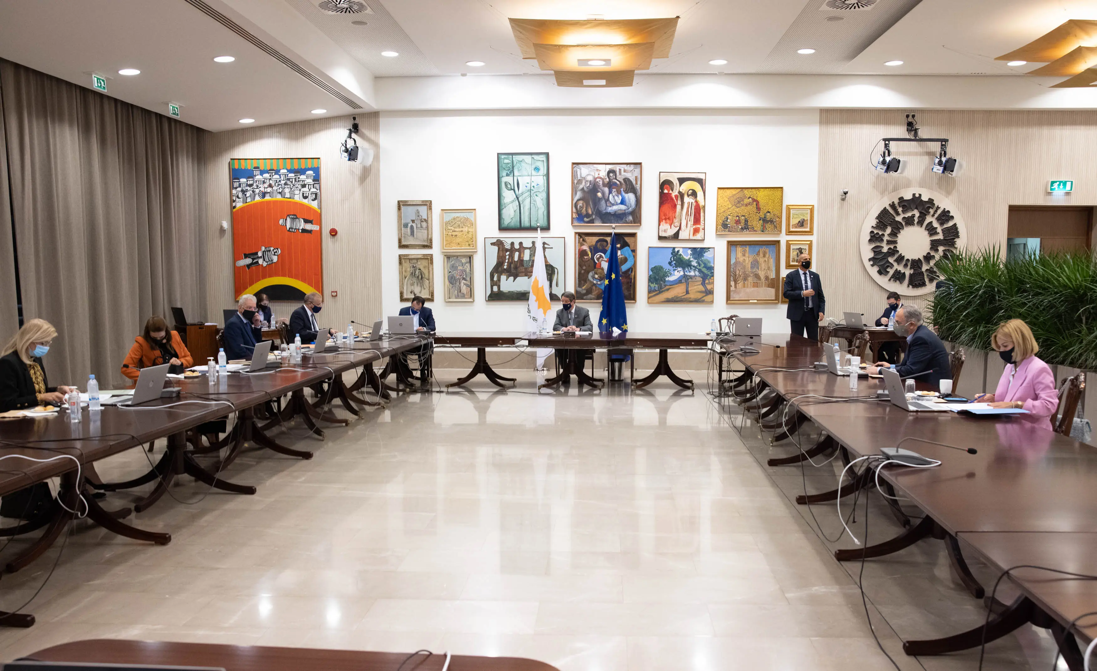 Στον κλοιό των νέων μέτρων κατά του κορωνοϊού η Κύπρος