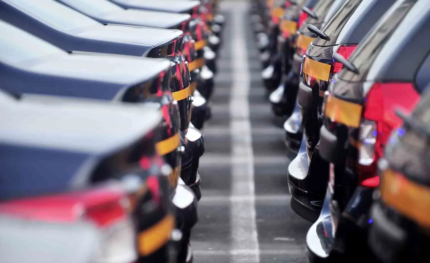 Ισπανία: Οι αυτοκινητοβιομηχανίες μπαίνουν στον χορό της κρατικής στήριξης