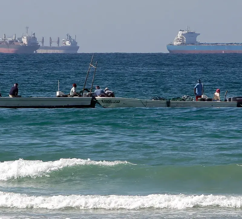 Στενά του Ορμούζ: Μειώθηκαν κατά 80% οι διελεύσεις πλοίων με μόλις 28 πλοία το τελευταίο 24ωρο