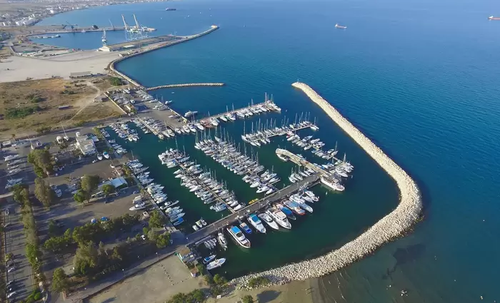 Ανάπτυξη έως 415 εκατ. ευρώ σε τρεις φάσεις – Οδικός χάρτης για το λιμάνι και τη μαρίνα Λ/κας