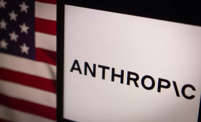 Τέλος στην κόντρα Τραμπ–Anthropic: Η AI εταιρεία τα βρίσκει ξανά με την κυβέρνηση μετά τη μεγάλη σύγκρουση