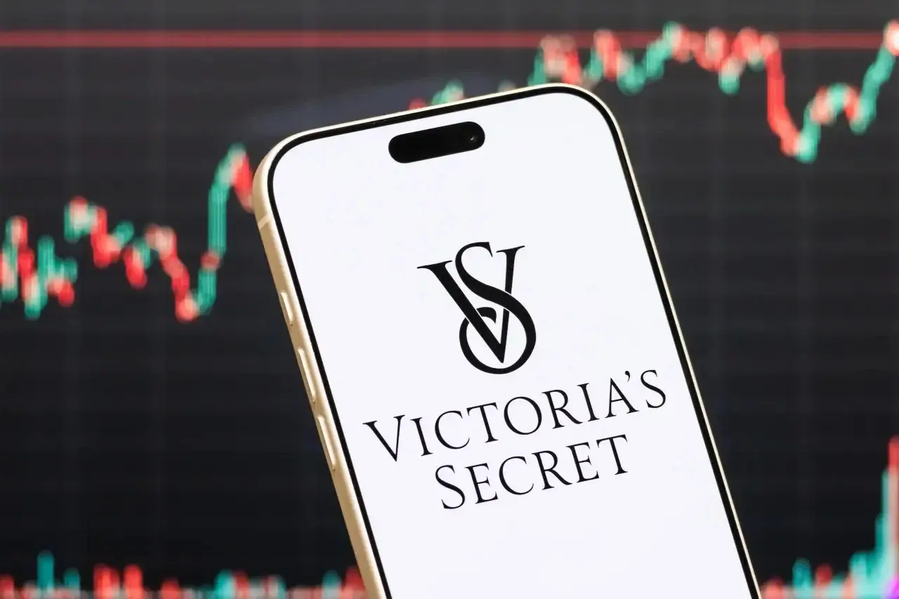 Victoria’s Secret: Ιστορικό άλμα +47% για τη μετοχή – Εκτόξευση κερδών και ολική επαναφορά