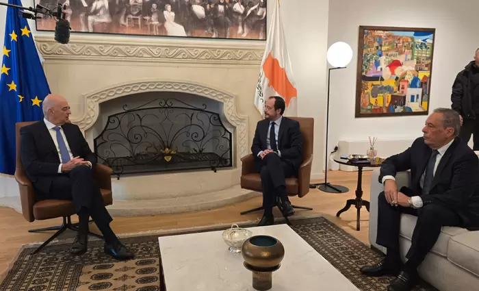 Δένδιας: Η Ελλάδα στο πλευρό της Κύπρου - «Θα δώσουμε όποια βοήθεια μπορούμε»