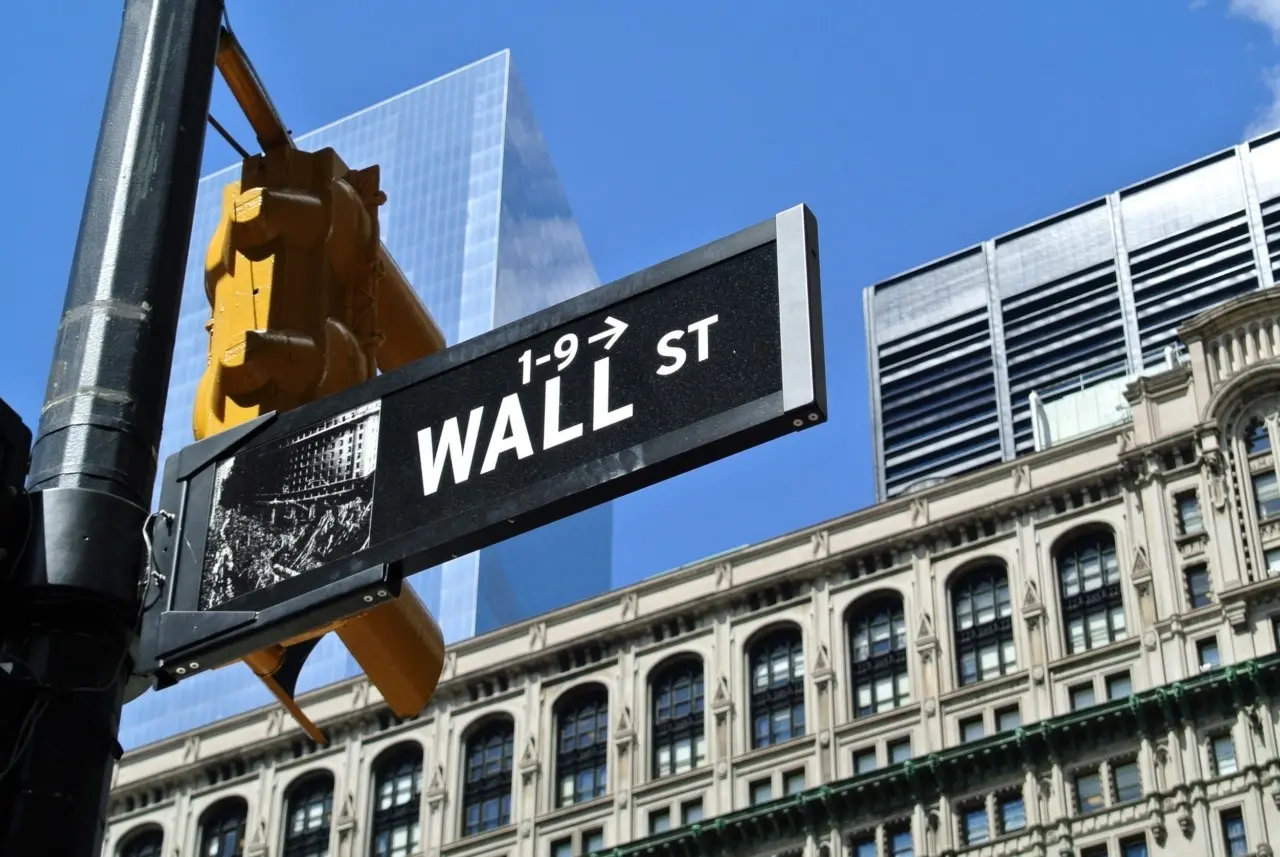 Ο Dow Jones έκλεισε τα 130 έτη - Γιατί συνεχίζει να παραμένει ο πιο σημαντικός δείκτης