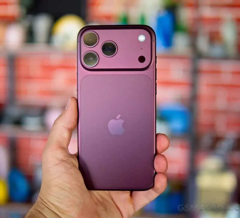 Apple: Αντικατάσταση iPhone 18 Pro Max λόγω προβλήματος σύνδεσης