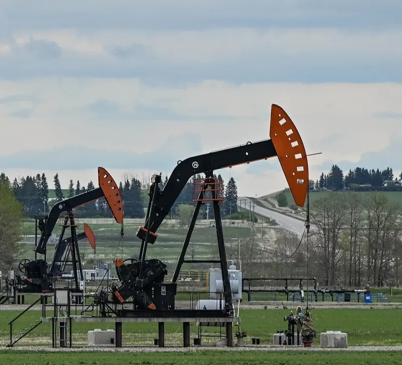 Εκρηκτική άνοδος 11% για το αμερικανικό αργό – Στα $112 το WTI, σε υψηλό 18 ετών η τιμή spot για το Brent