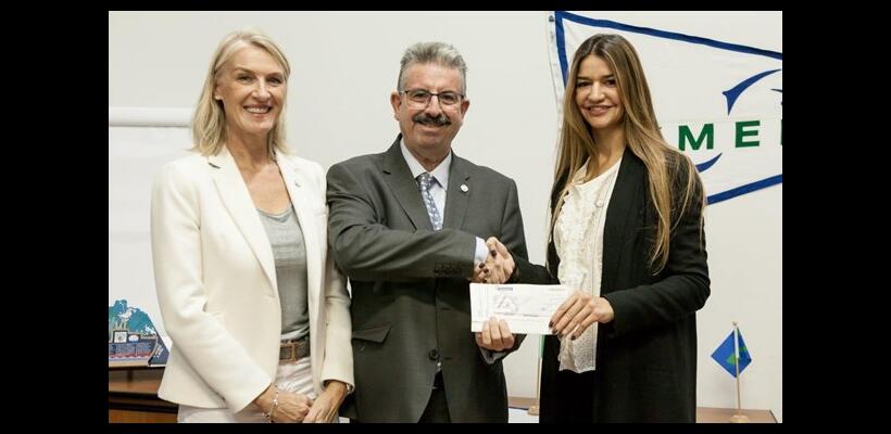 Παραδόθηκε η επιταγή στην Cymepa από πωλήσεις επαναχρησιμοποιούμενων τσαντών των Υπεραγορών ΑΛΦΑΜΕΓΑ