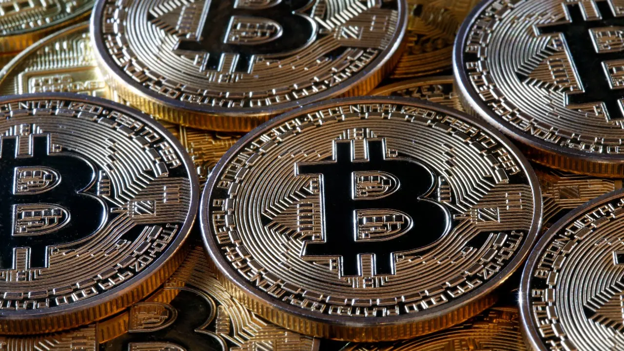 Ράλι λόγω του δημοφιλούς Trump-trade καταγράφει το Βitcoin