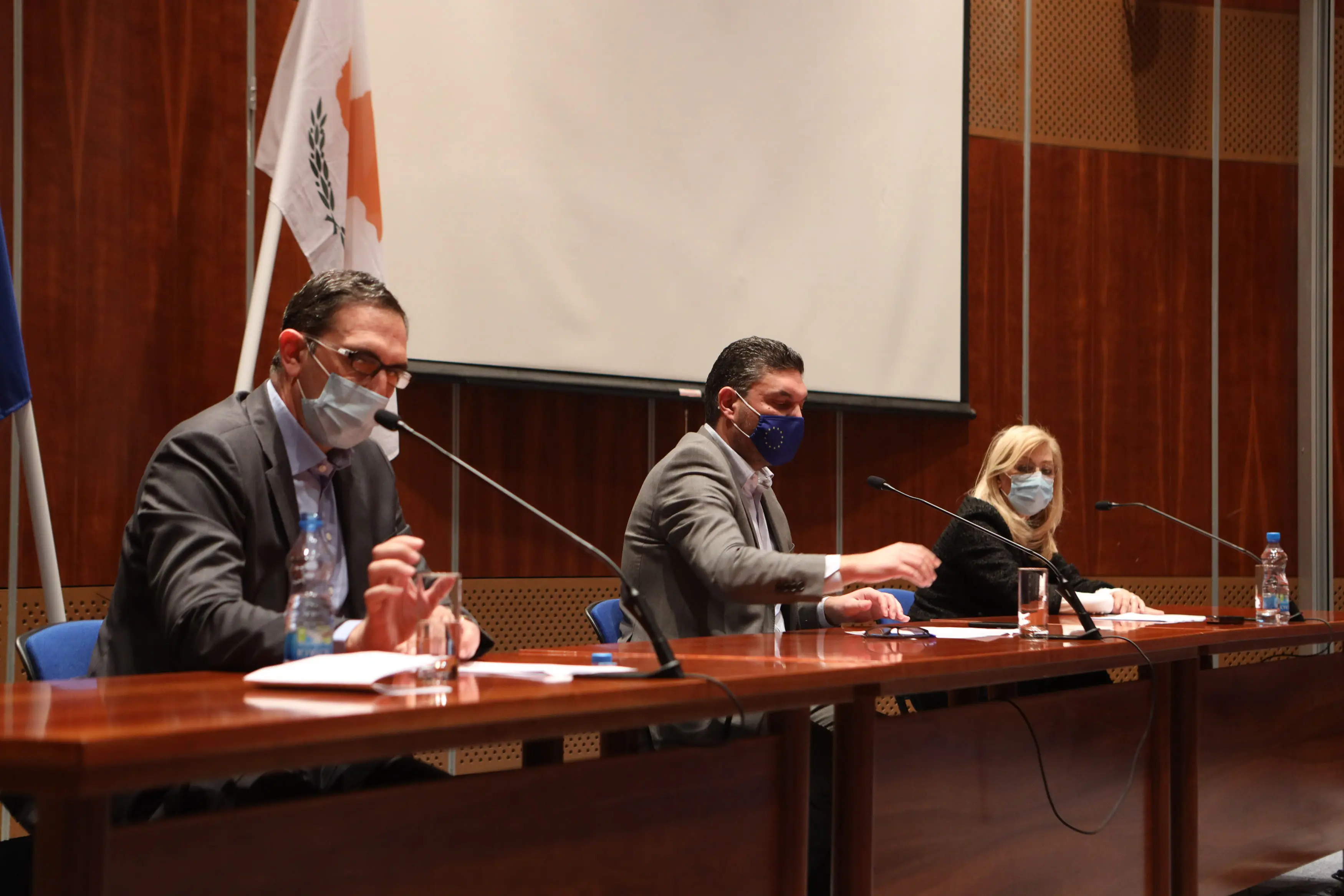 Ακόμα 70 εκατομμύρια ευρώ ρίχνει η κυβέρνηση στην οικονομία