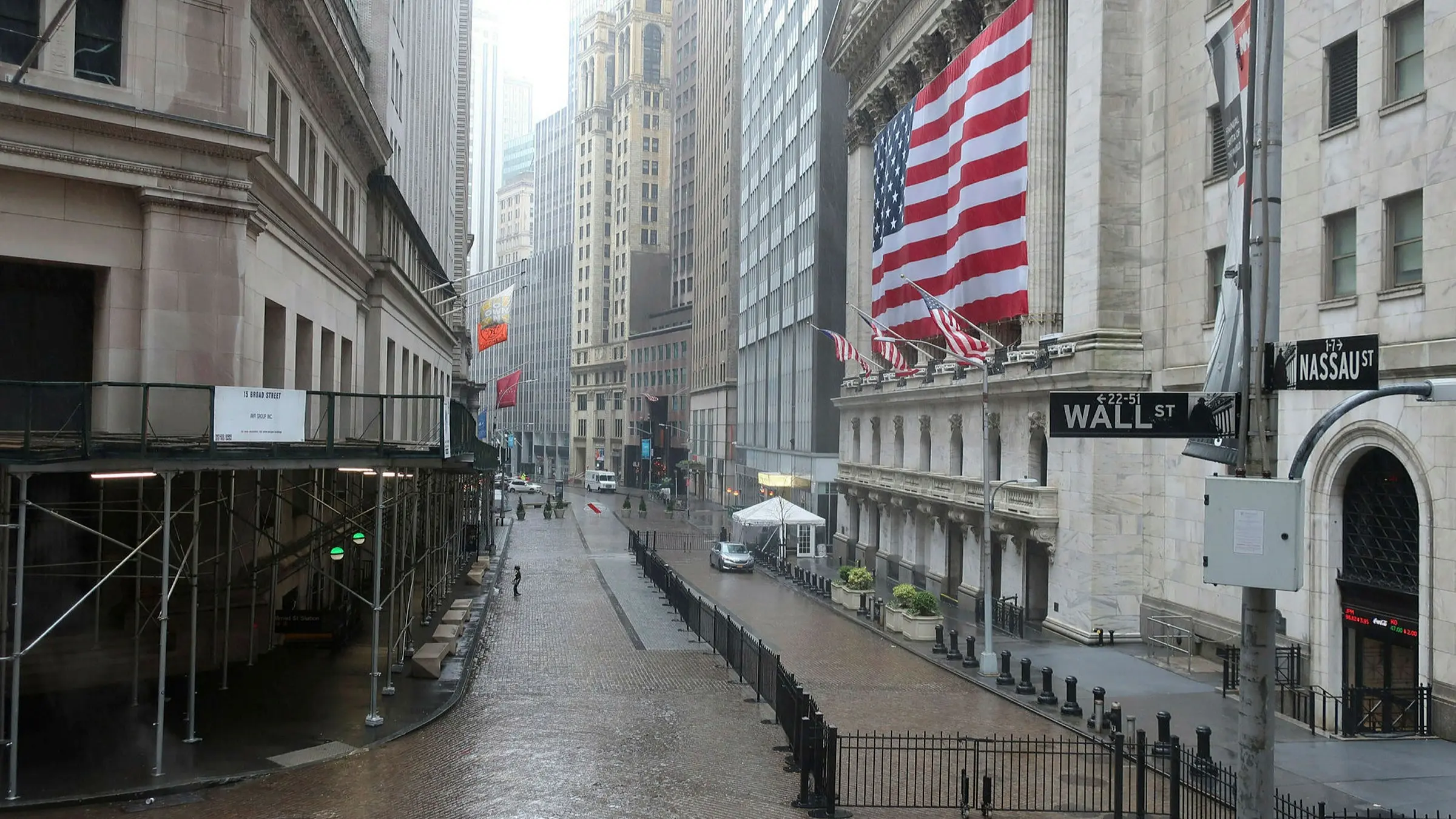 Βαριές απώλειες για την Wall Street